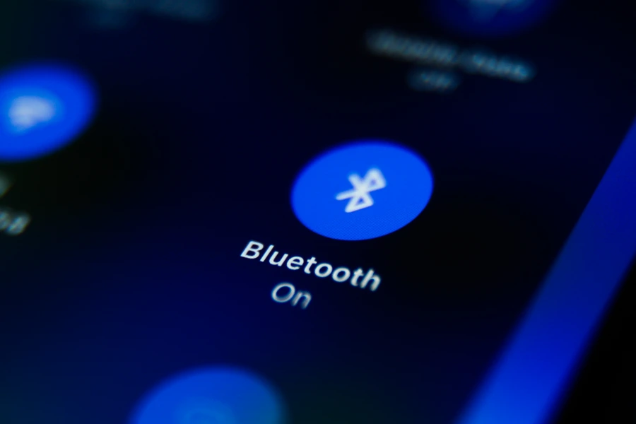 O que é o Bitchat? Aplicativo permite enviar mensagens via Bluetooth e dispensa internet